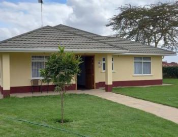 1 bedroom detached bungalow for sale